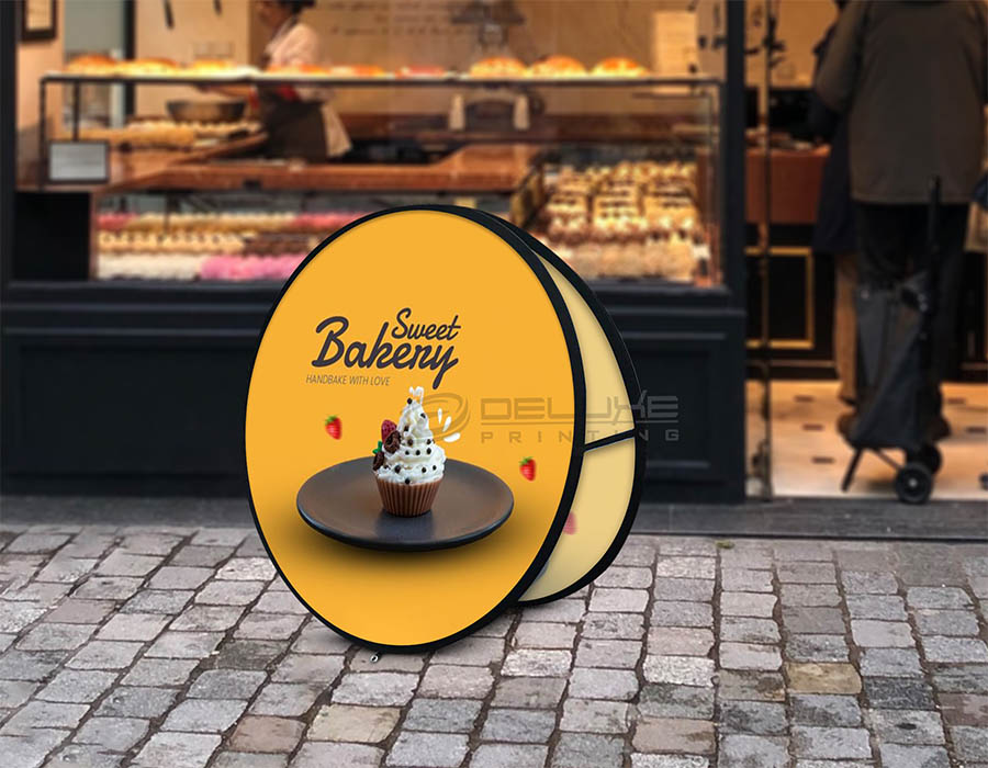 Round Pop out banner Dubai