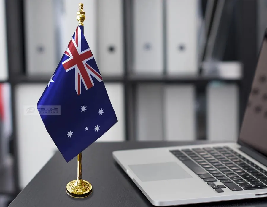 Royal Table Flags Golden Dubai