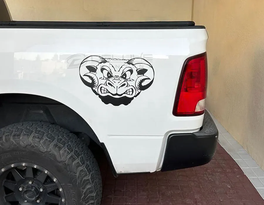 Full wrap vehicle Graphics Dubai