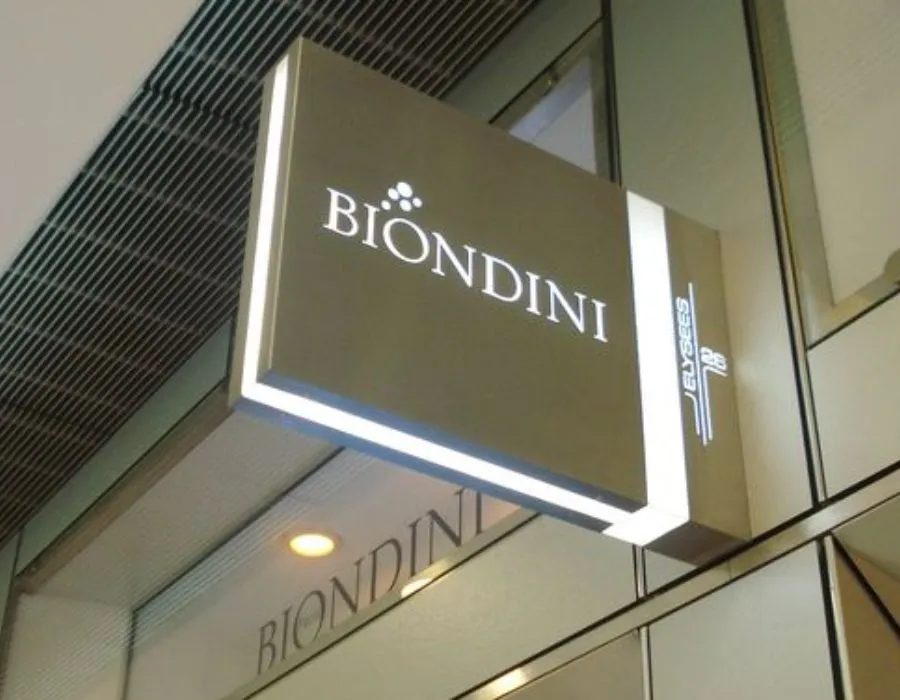 Acrylic & Aluminum Box Sign Board Dubai