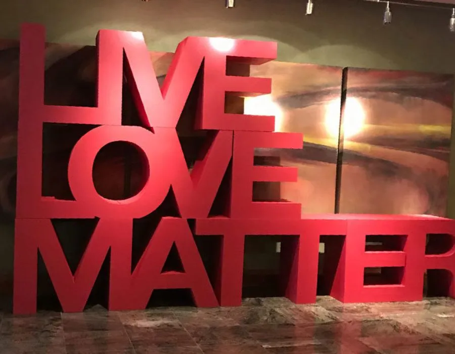 Colored Acrylic Letters Dubai