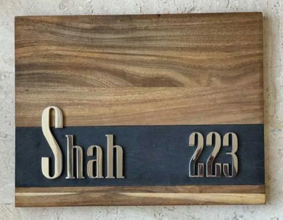 Wooden Plate with Laser Engraved Letters Dubai