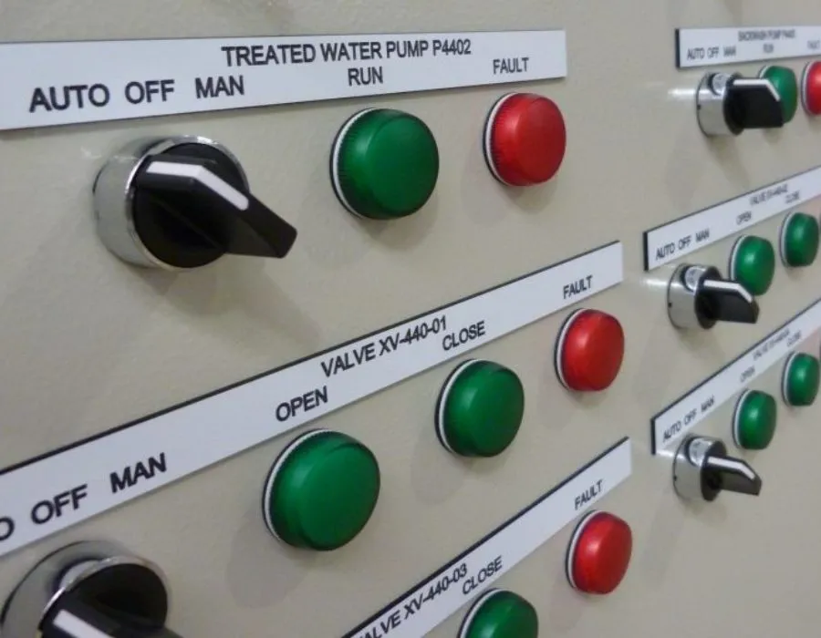 Traffolyte / PVC / Acrylic Labels Dubai